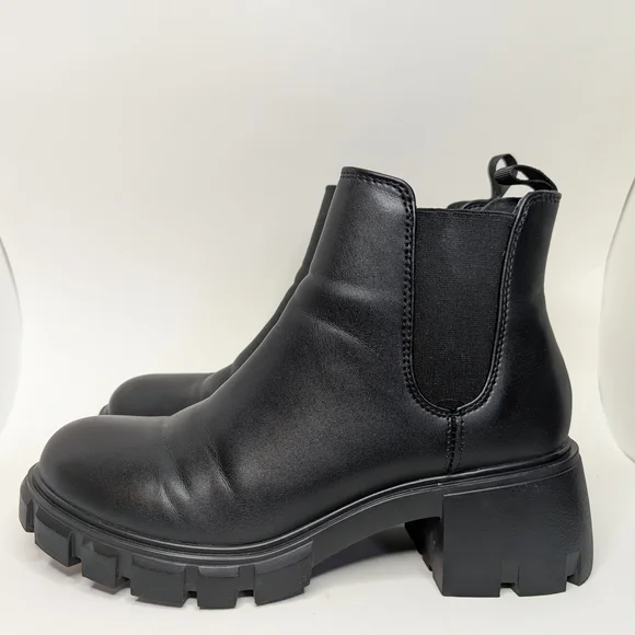 Steve Madden Howler Ankle Boot Black Women's Size 8.5W - Picture 3 of 10